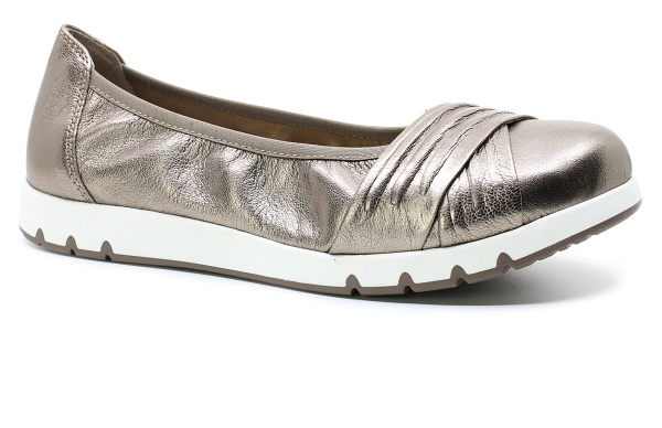 Dámské krémové kožené baleríny šíře H na flexibilní podešvi